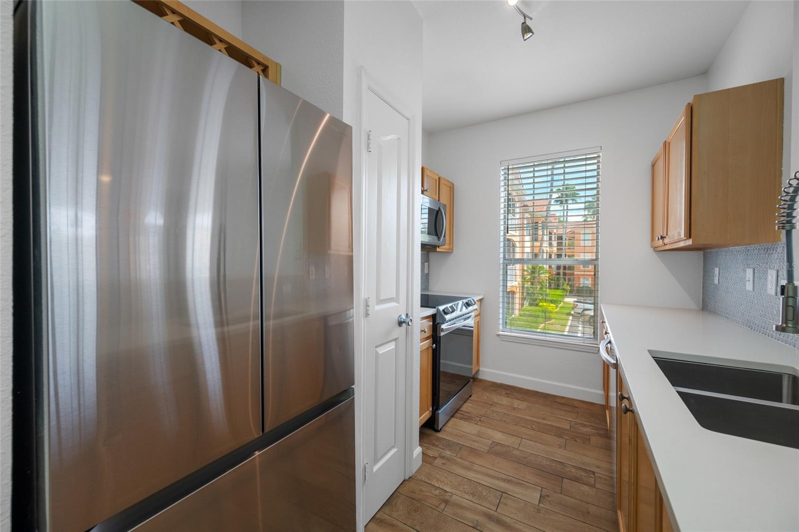 CULBREATH KEY BAYSIDE CONDOMIN - Residential