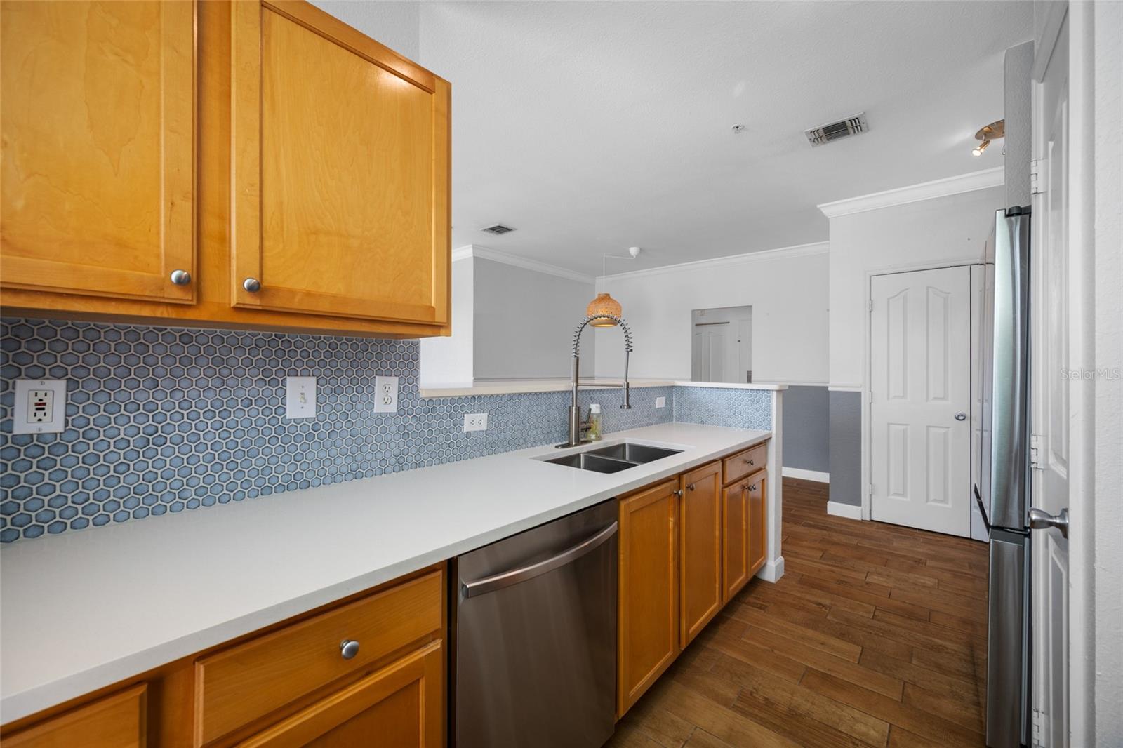 CULBREATH KEY BAYSIDE CONDOMIN - Residential