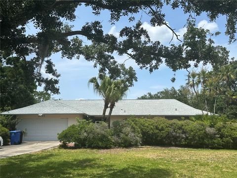 Photo of 1445 72nd Avenue NE, St Petersburg, FL 33702 (MLS # TB8383414) Photo of 1445 72nd Avenue NE, St Petersburg, FL 33702 (MLS # TB8383414)