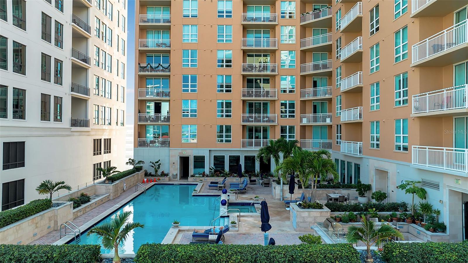 1350 MAIN RESIDENTIAL - Residential