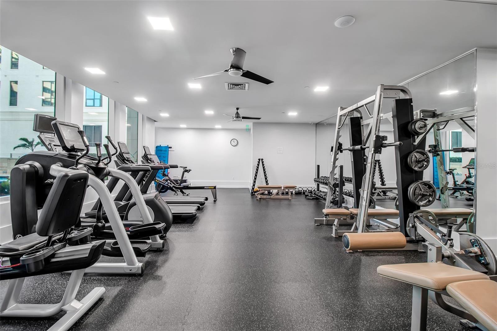 1350 MAIN RESIDENTIAL - Residential