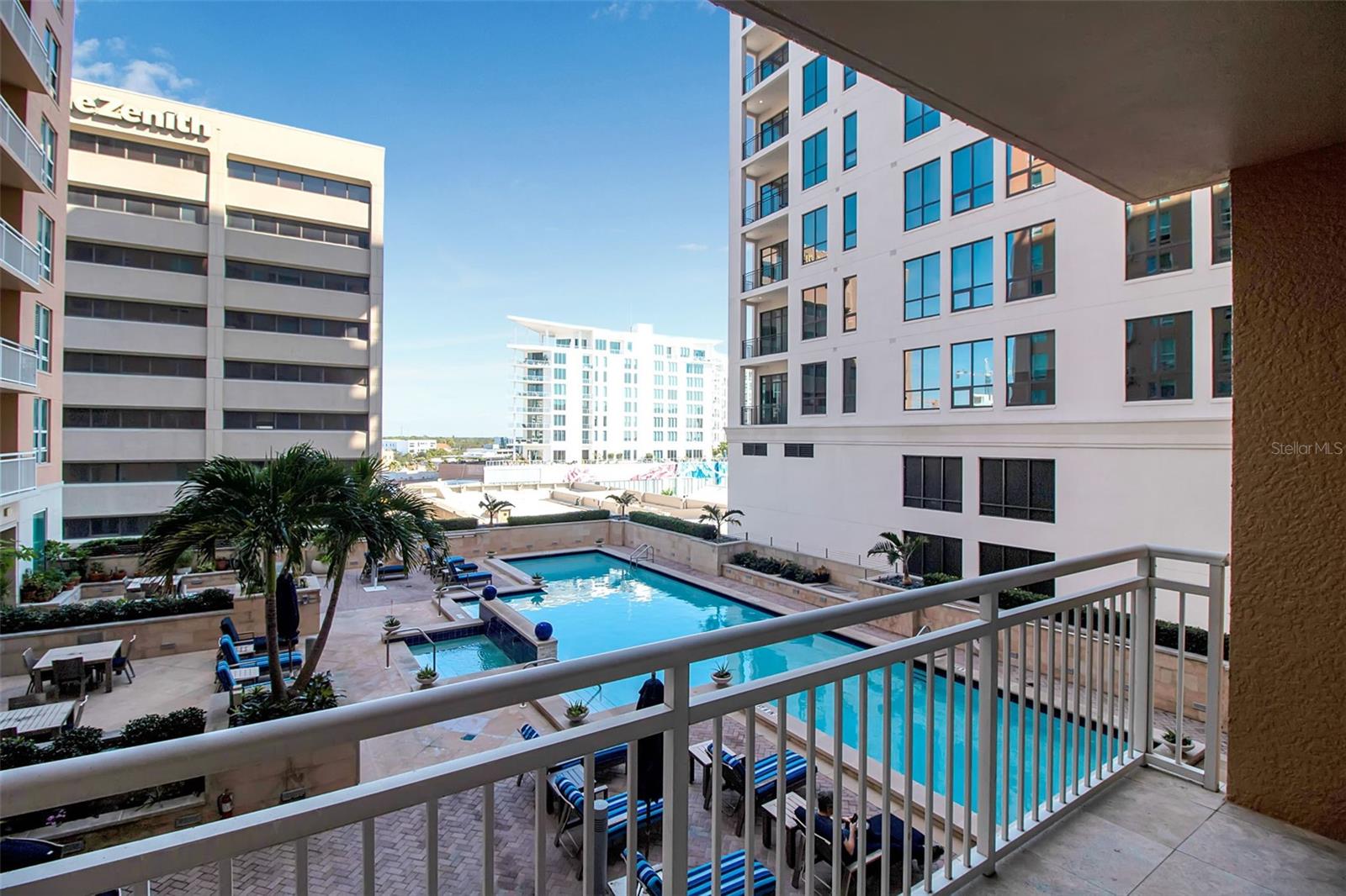 1350 MAIN RESIDENTIAL - Residential