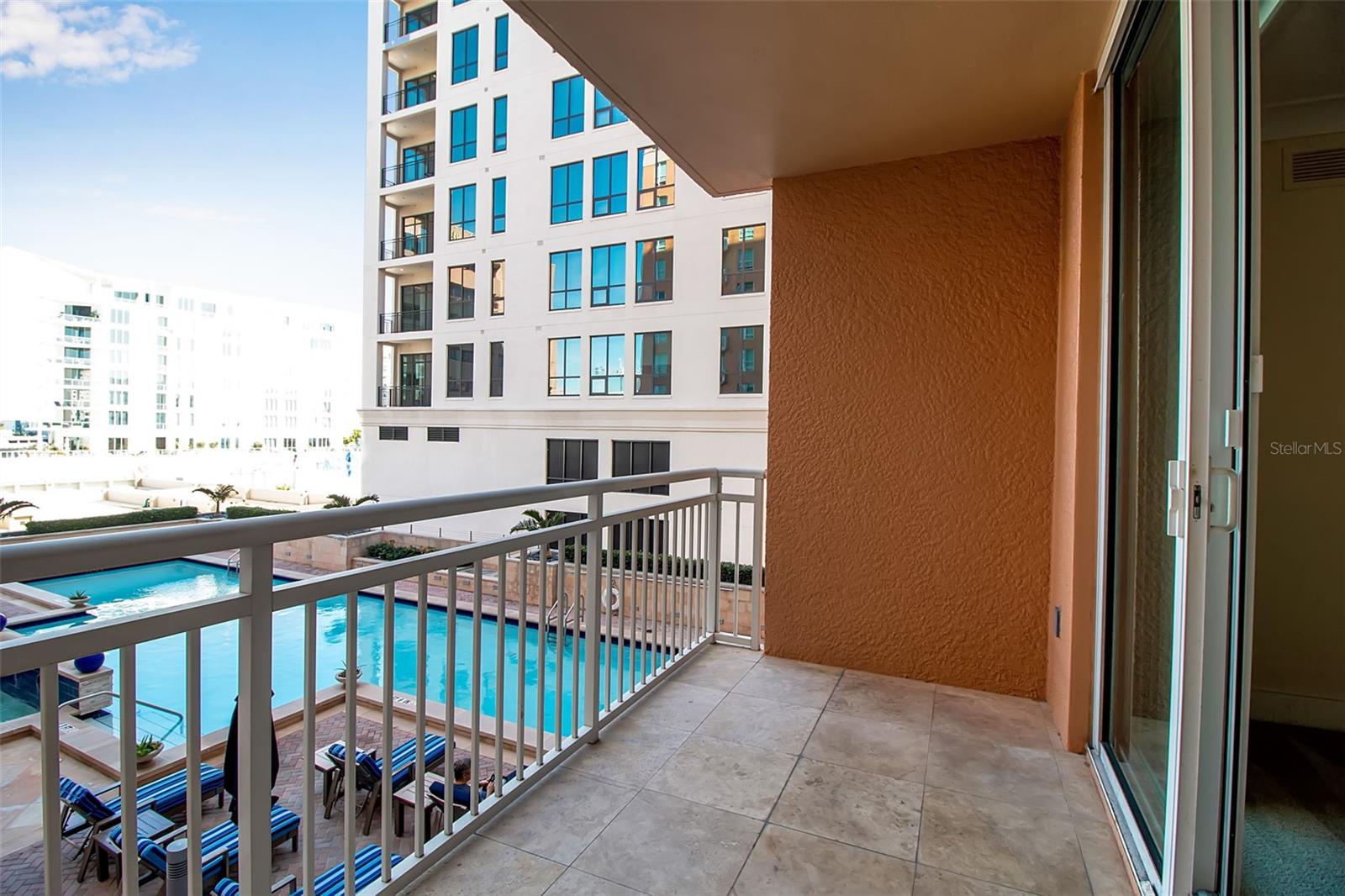 1350 MAIN RESIDENTIAL - Residential