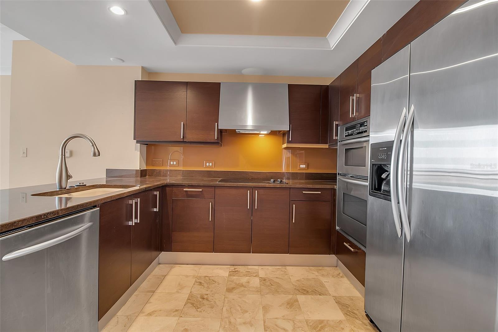 1350 MAIN RESIDENTIAL - Residential