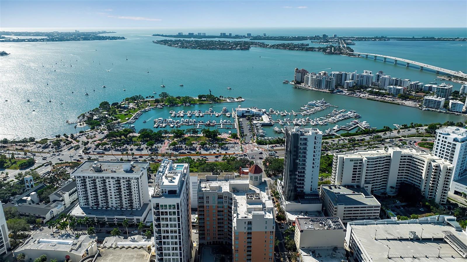 1350 MAIN RESIDENTIAL - Residential