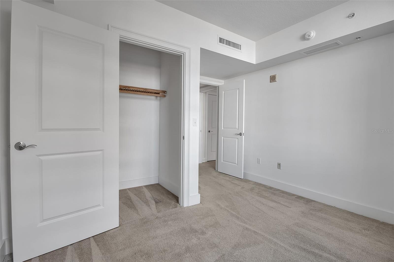 1350 MAIN RESIDENTIAL - Residential