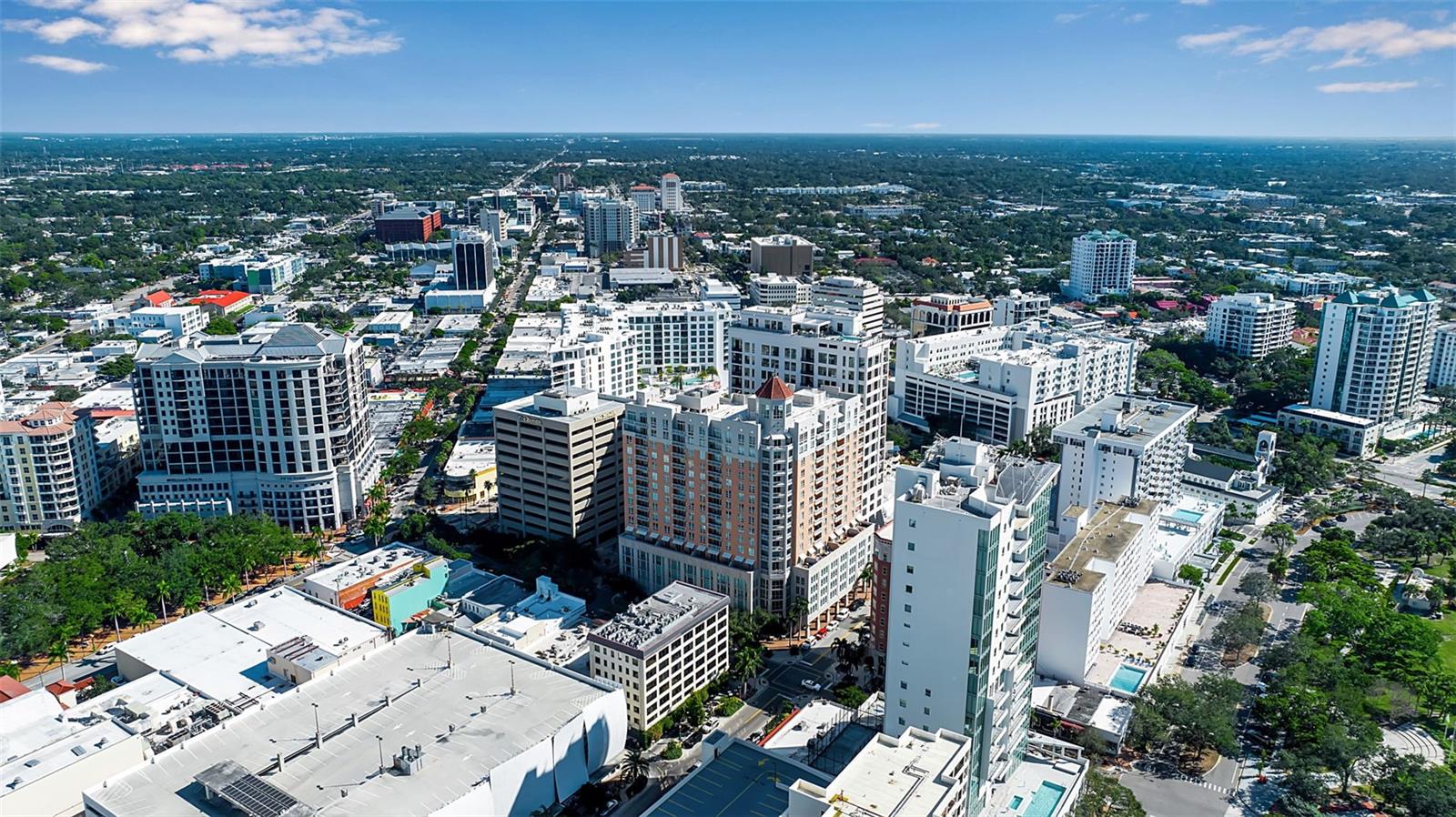 1350 MAIN RESIDENTIAL - Residential