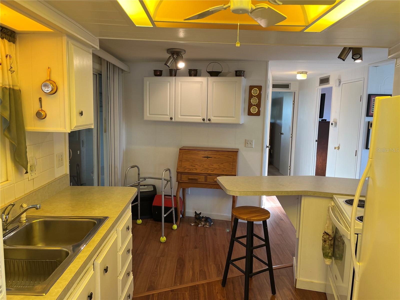 VENICE ISLE - Residential