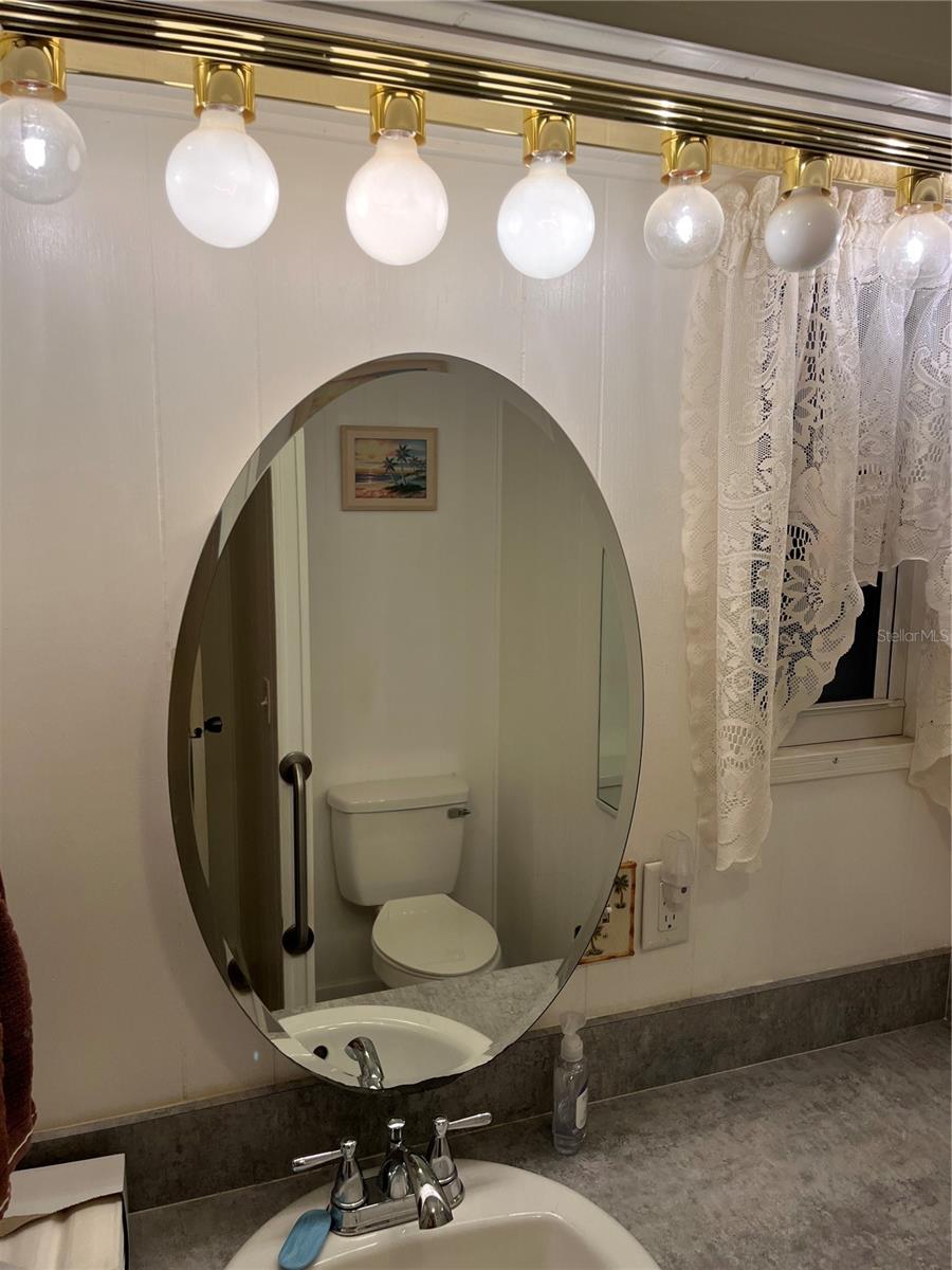 VENICE ISLE - Residential