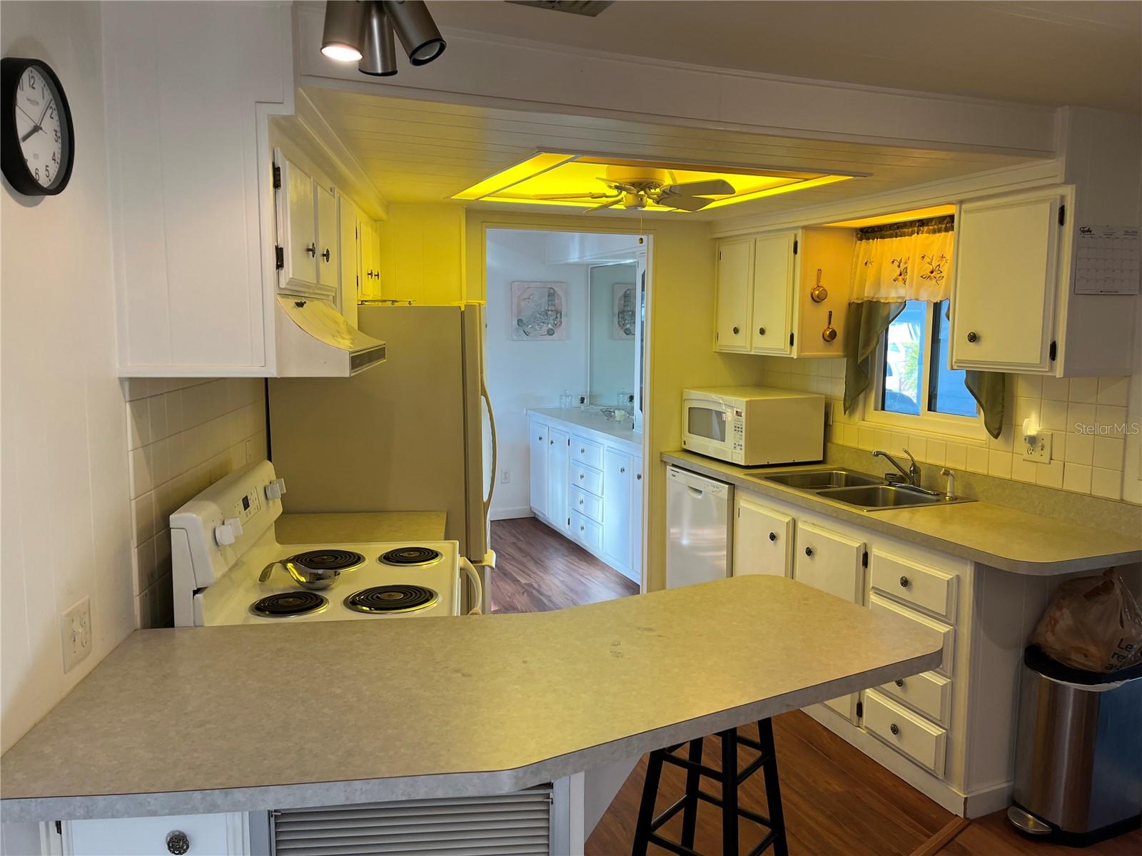 VENICE ISLE - Residential