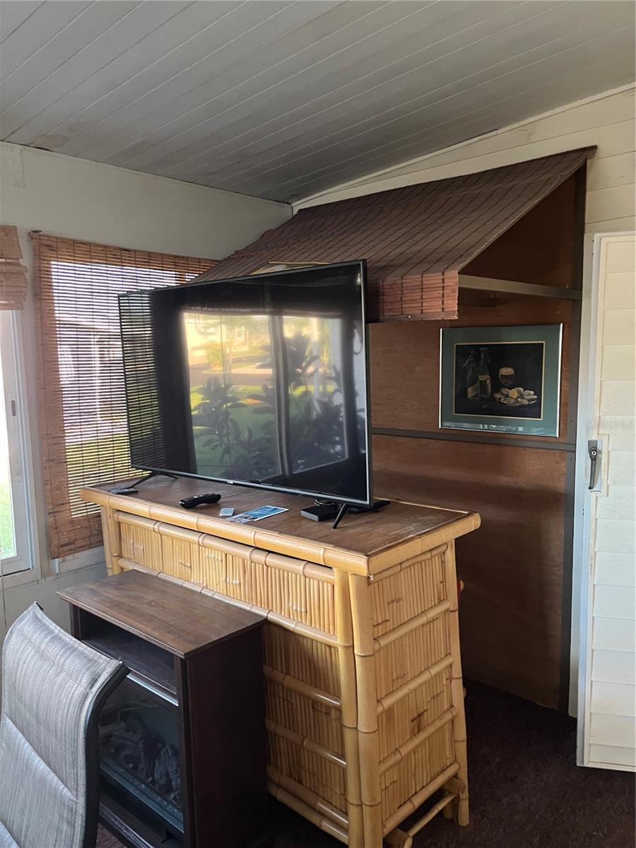 VENICE ISLE - Residential