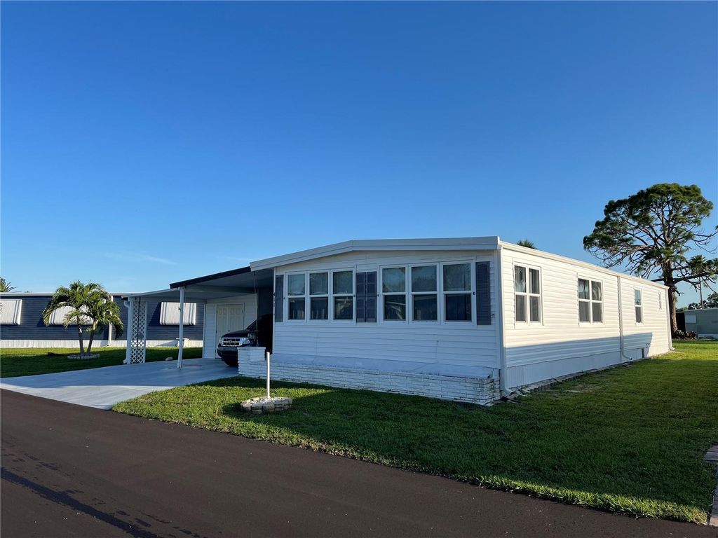 Photo of 411 Vasto Drive, Venice, FL 34285 (MLS # N6139439)