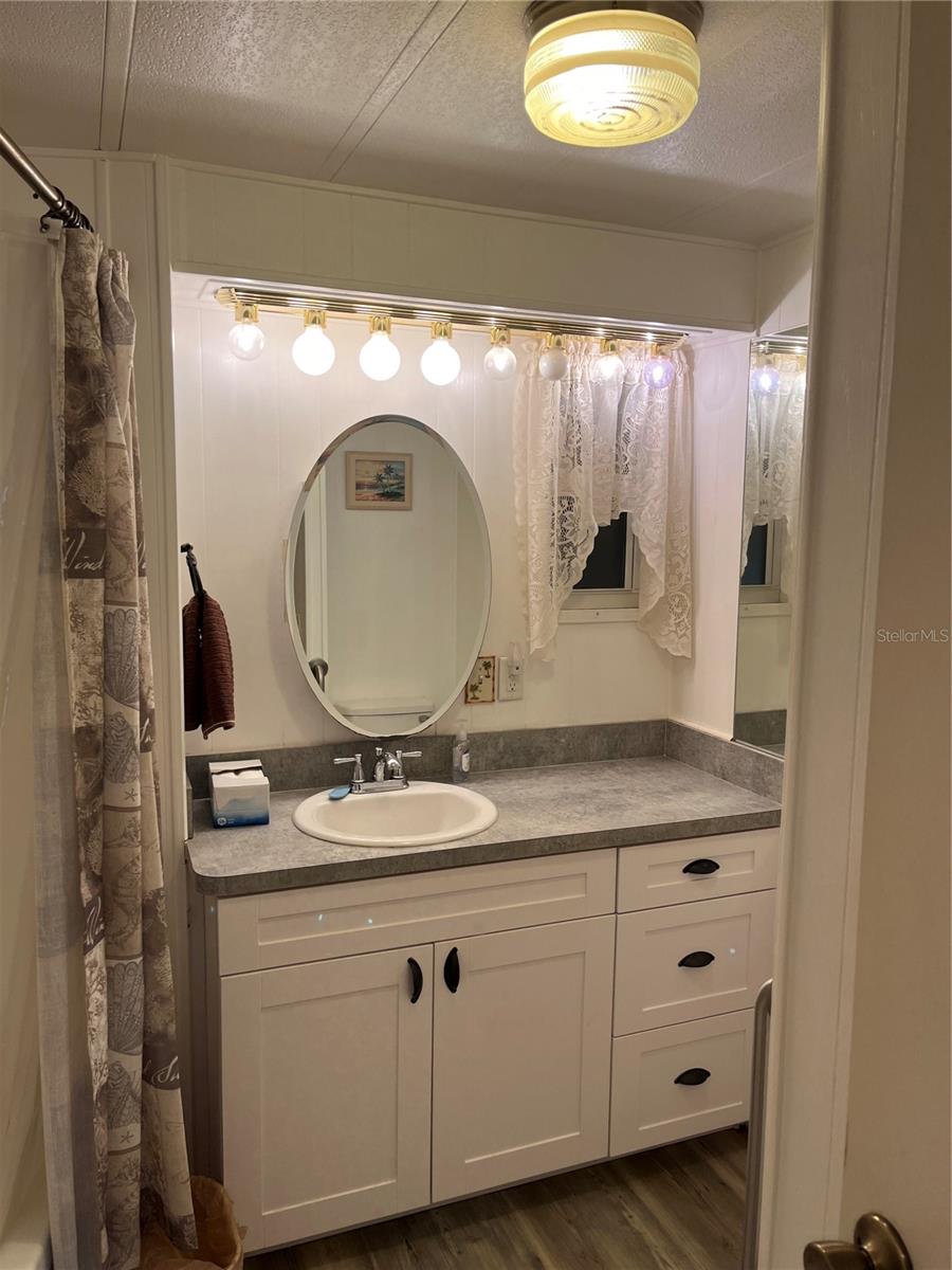 VENICE ISLE - Residential