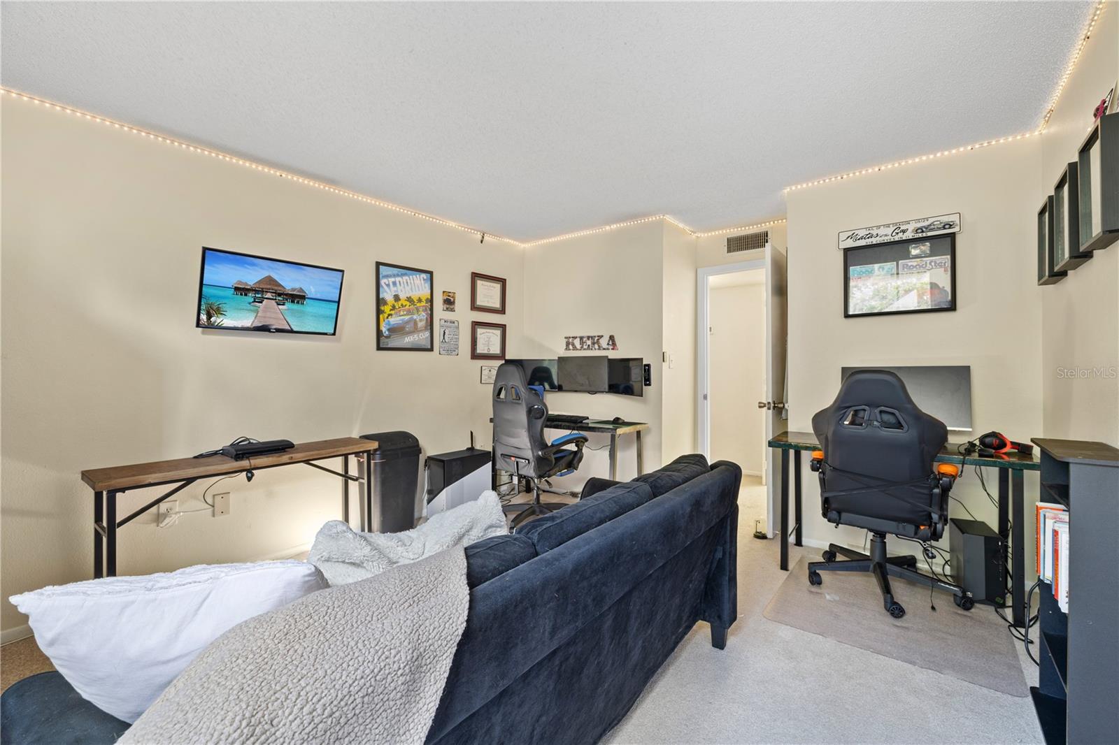 ROYAL ARMS CONDO - Residential