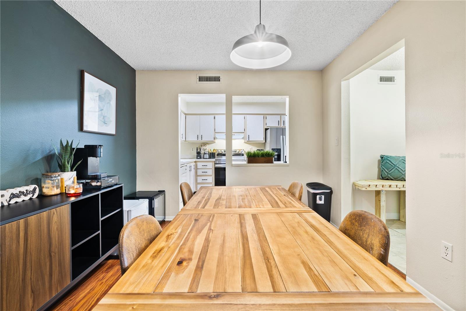 ROYAL ARMS CONDO - Residential