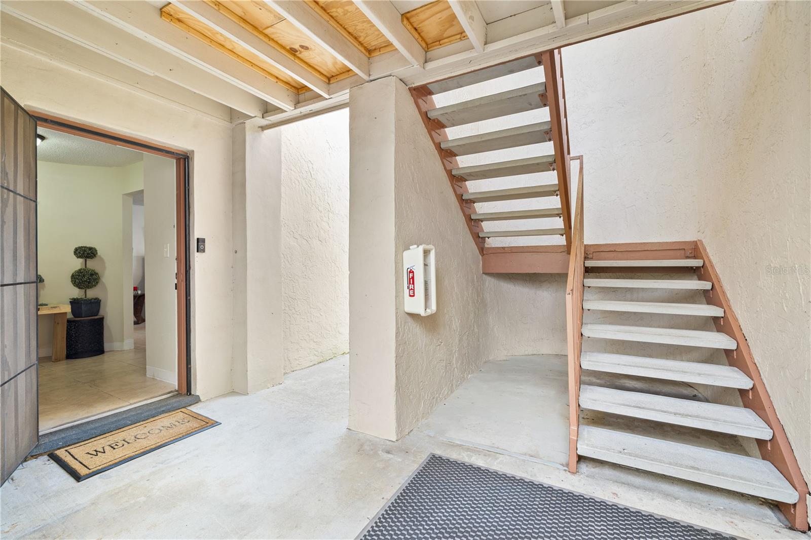 ROYAL ARMS CONDO - Residential