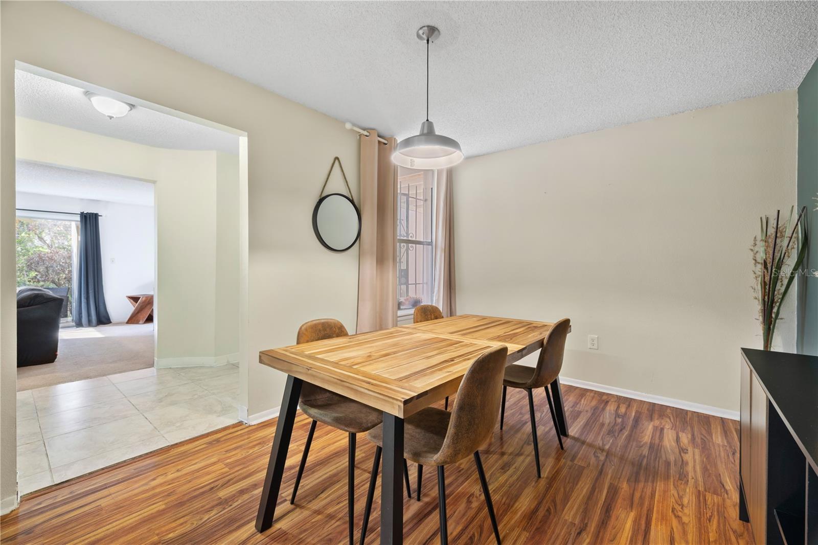 ROYAL ARMS CONDO - Residential