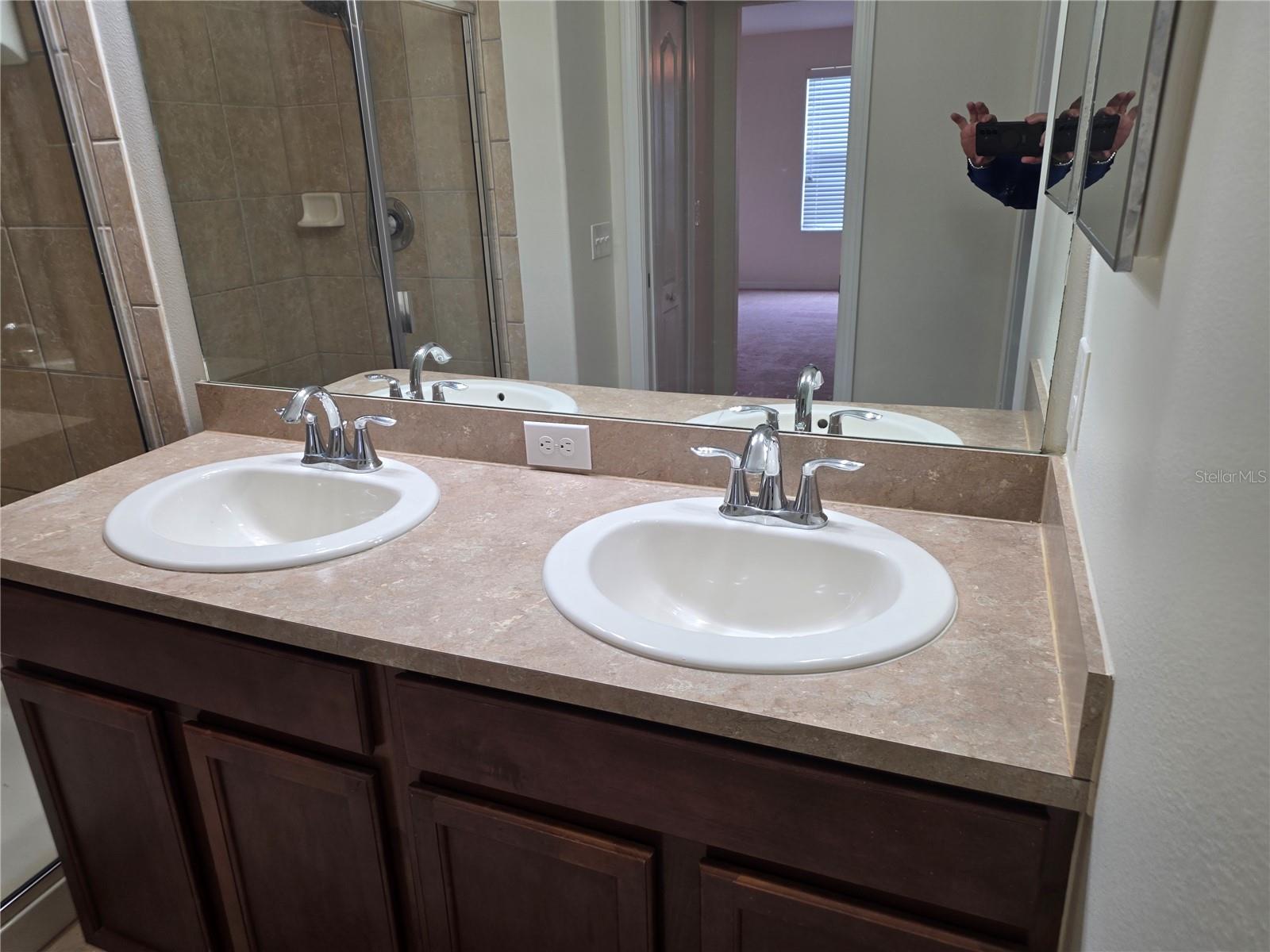 WYNDHAM LAKES ESTATES - Residential