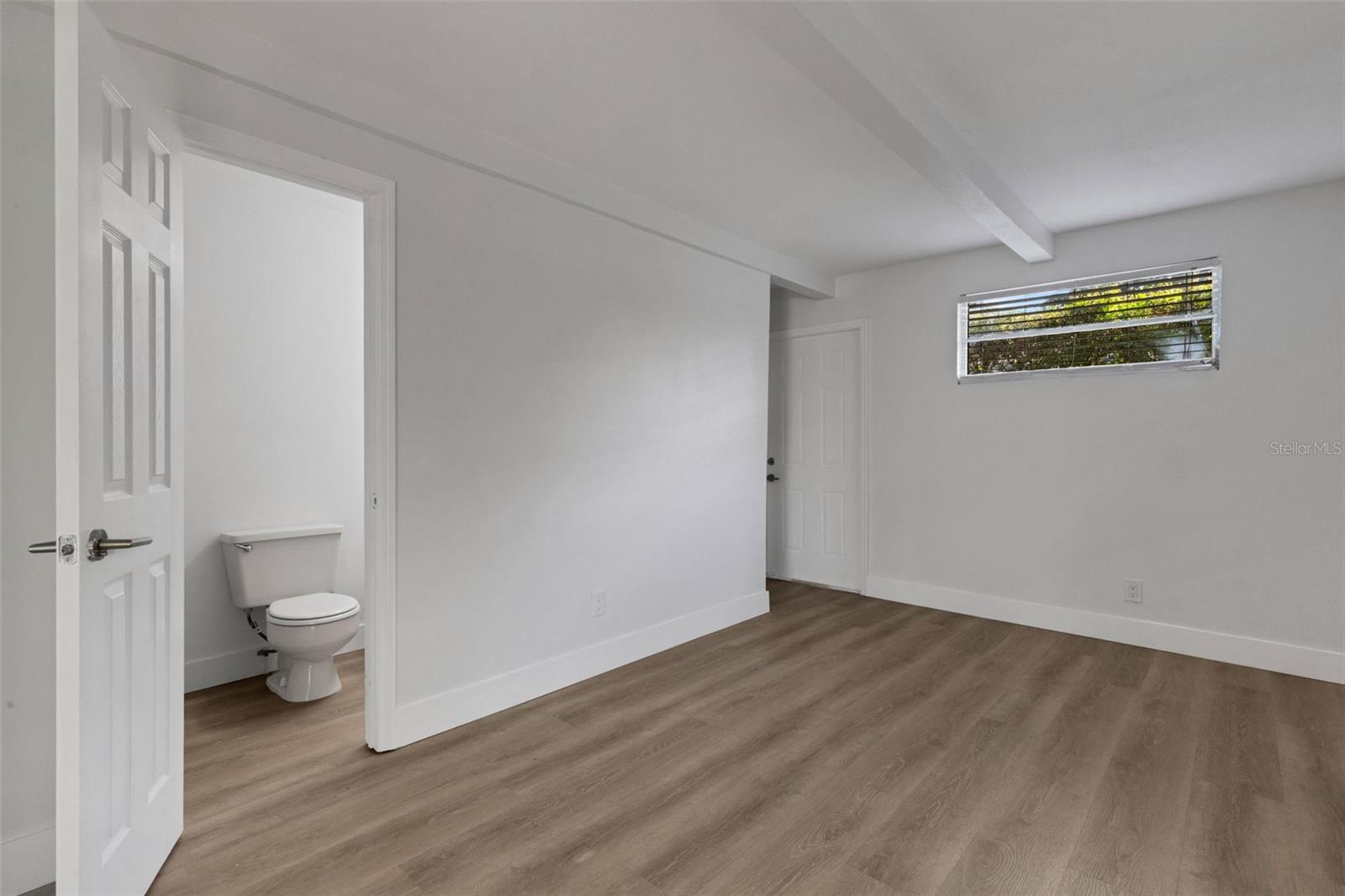 BOCA CIEGA SHORES - Residential