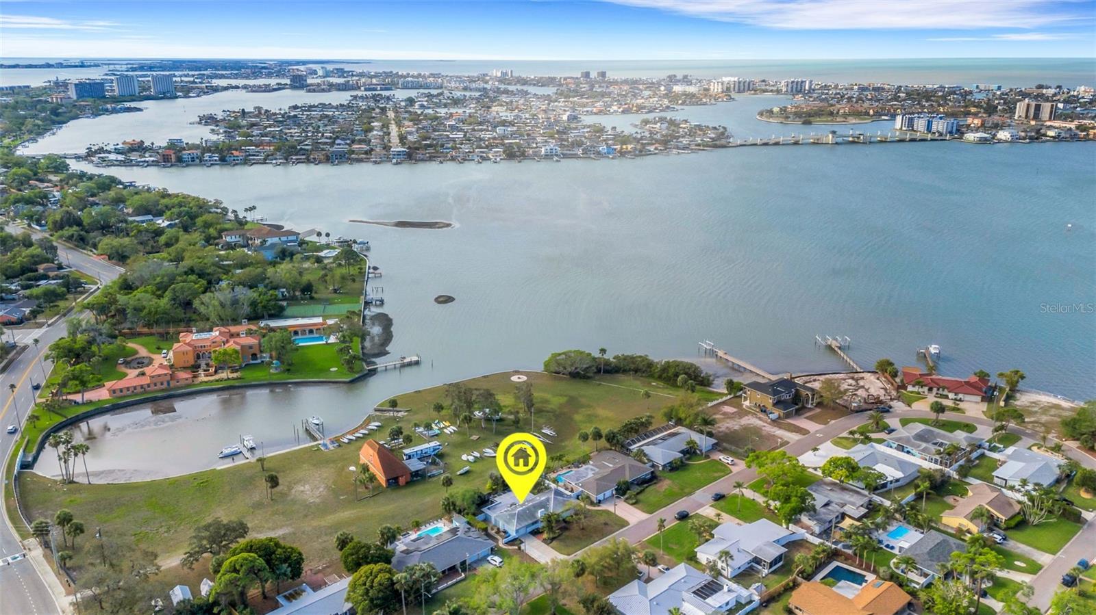 BOCA CIEGA SHORES - Residential