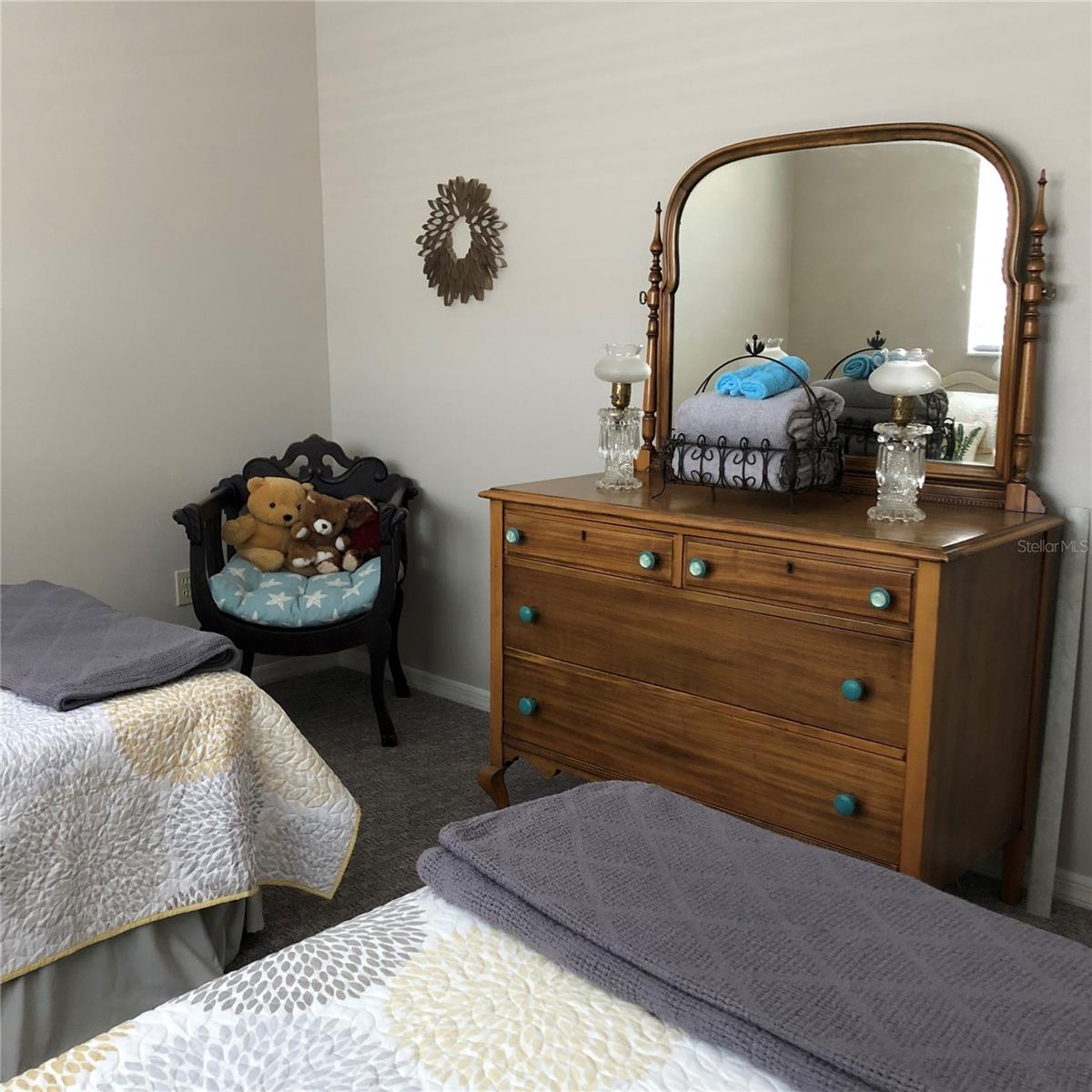 ON TOP OF THE WORLD - Residential