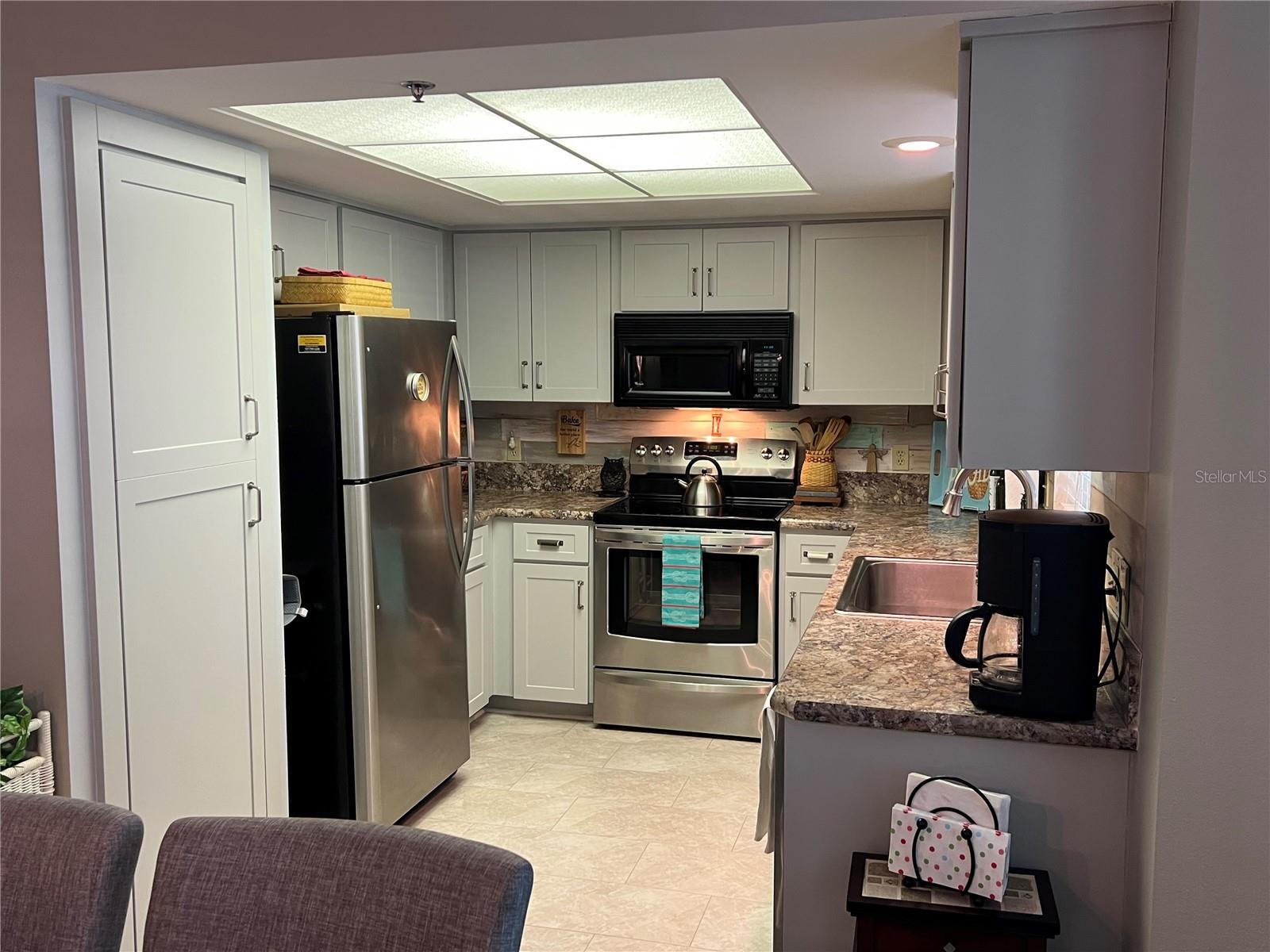 ON TOP OF THE WORLD - Residential