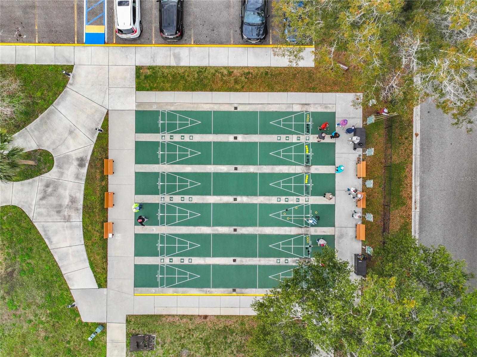 ON TOP OF THE WORLD - Residential