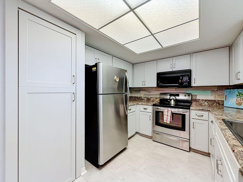 2210 UTOPIAN DRIVE E 214