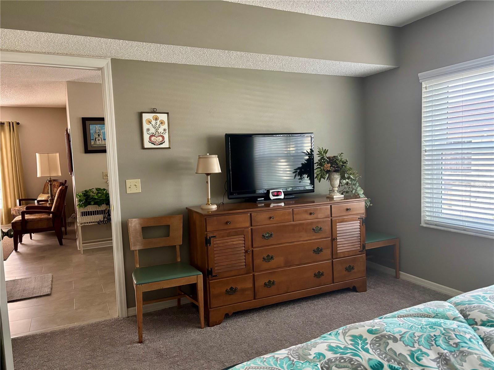 ON TOP OF THE WORLD - Residential