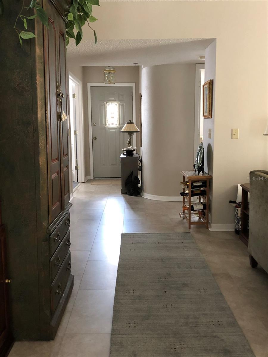 ON TOP OF THE WORLD - Residential