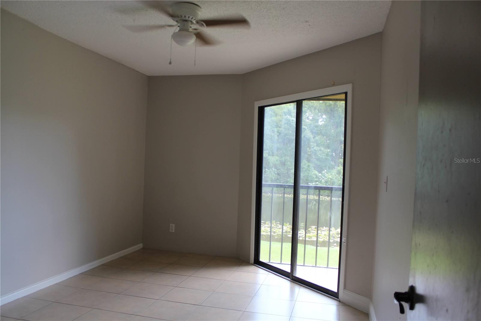MERIDIAN LUXURY CONDO - Residential Lease