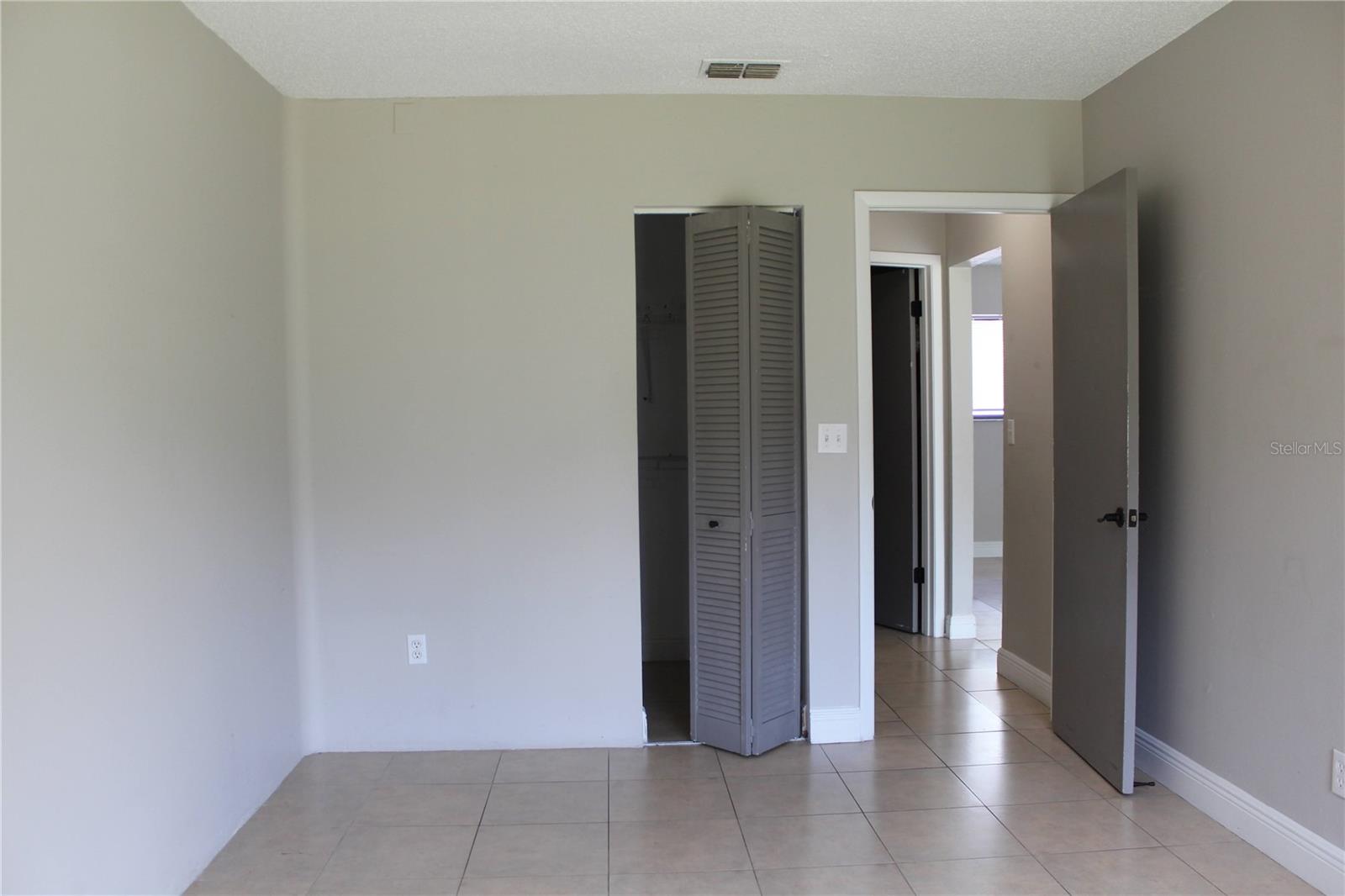 MERIDIAN LUXURY CONDO - Residential Lease