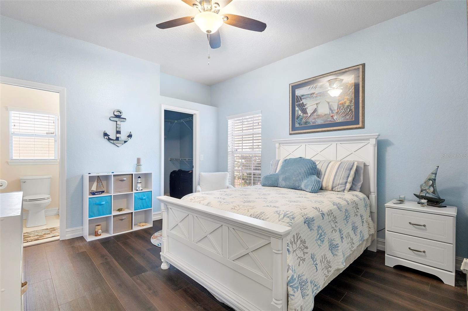 HAMMOCKS - Residential