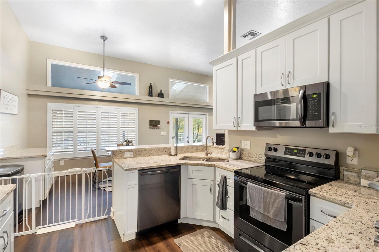 HAMMOCKS - Residential