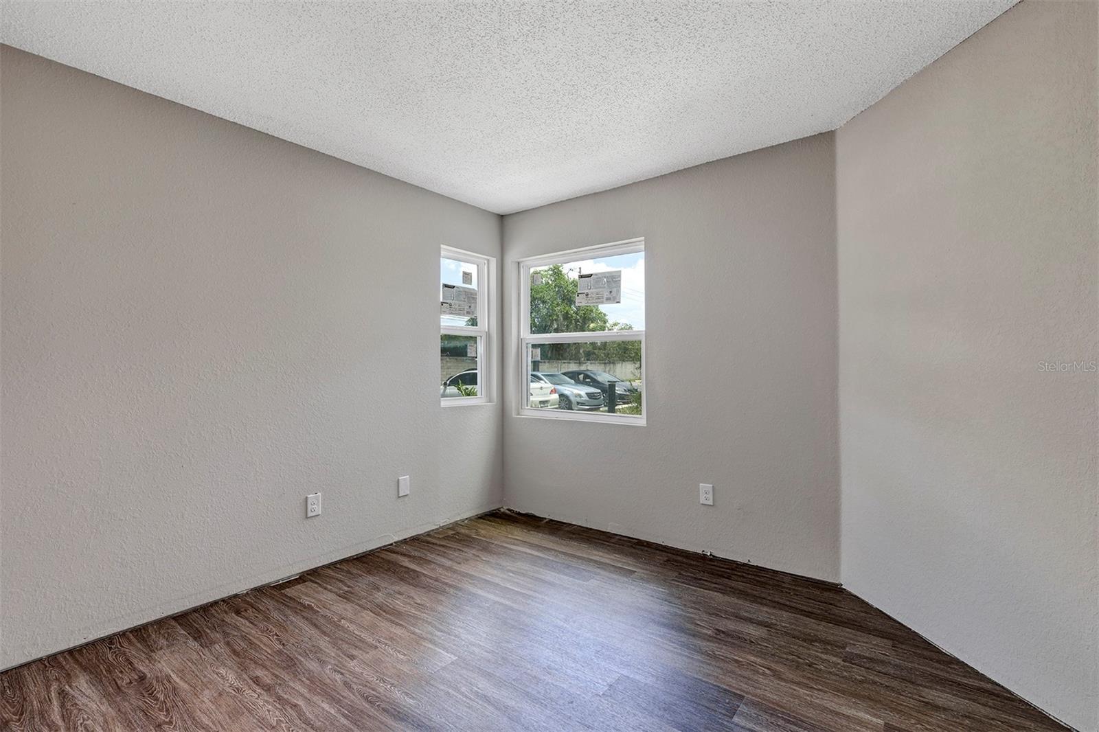 DOCKSIDE CONDO - Residential