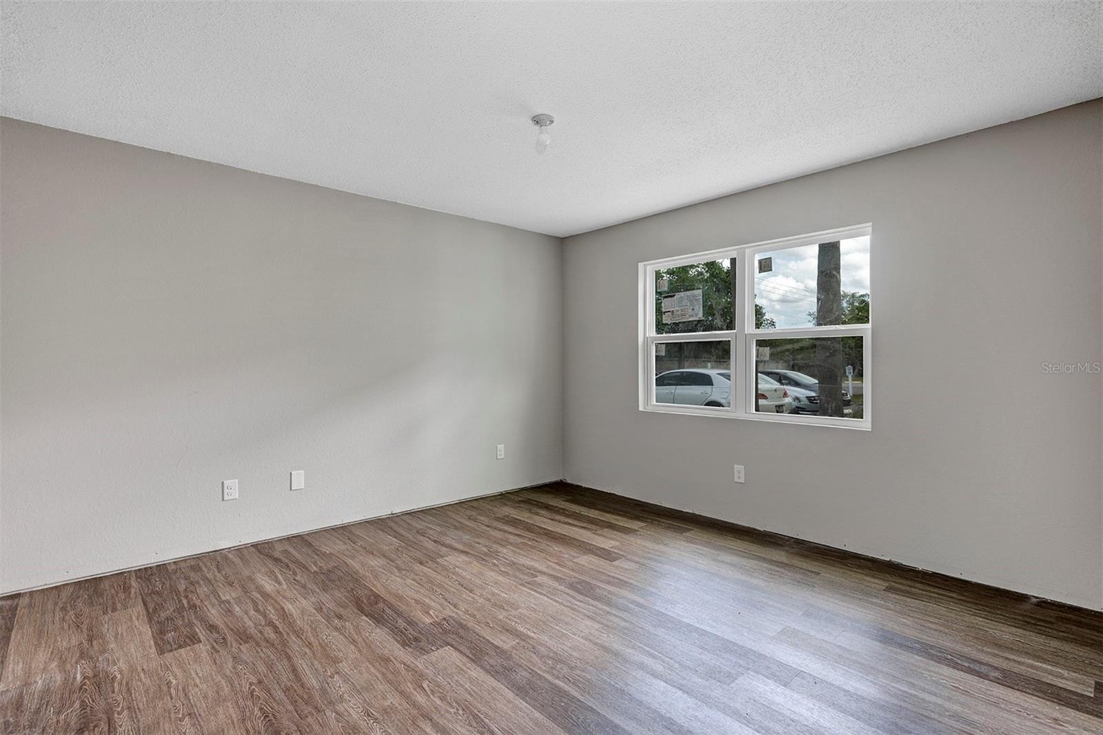 DOCKSIDE CONDO - Residential