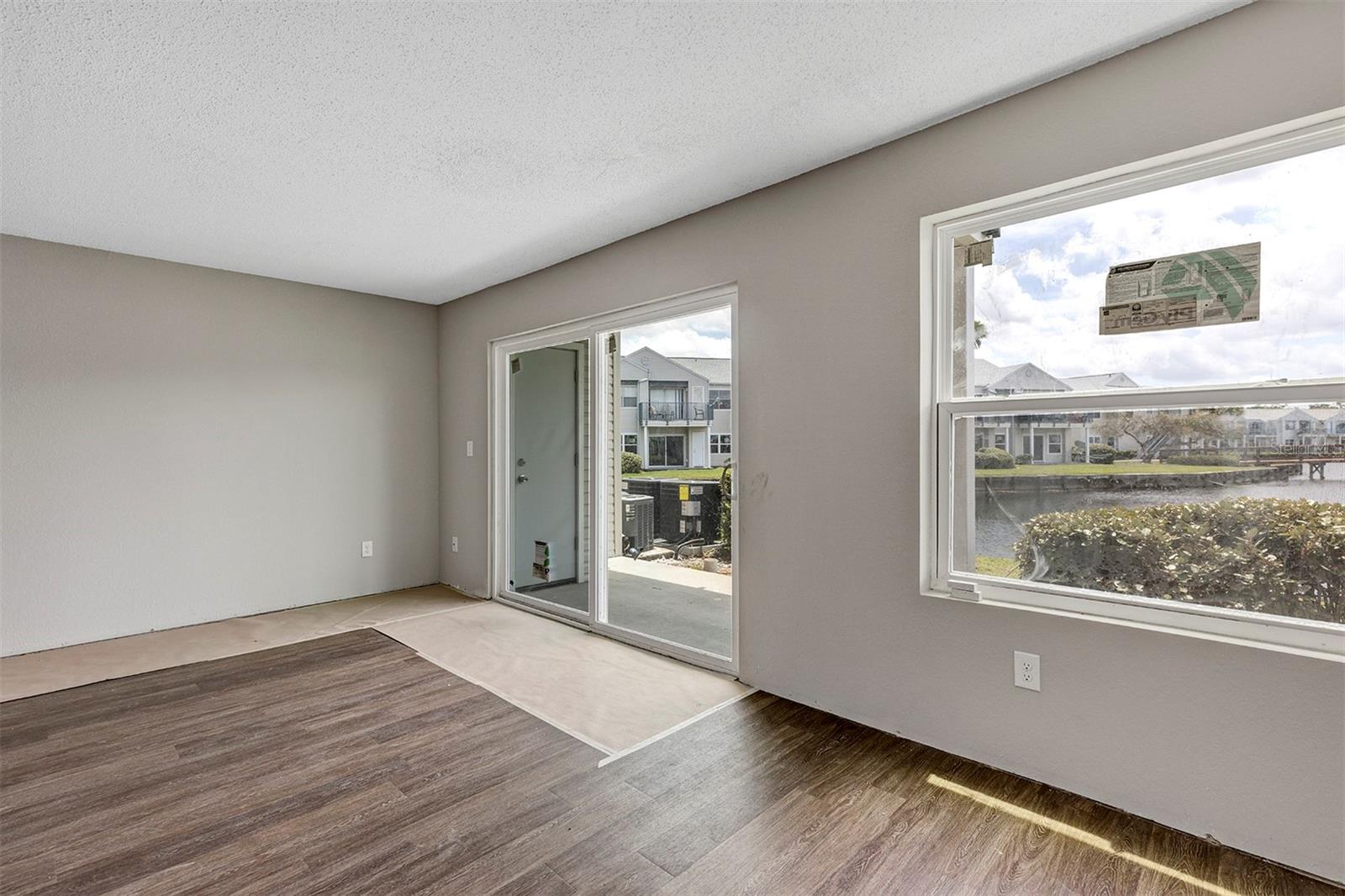 DOCKSIDE CONDO - Residential