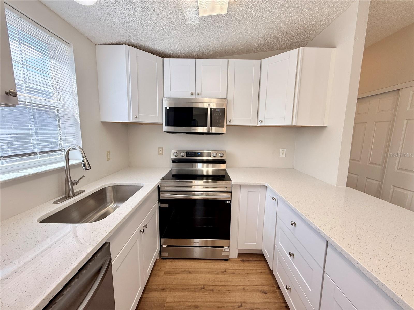 PELICAN HARBOR MOB HOME ESTATES - Residential