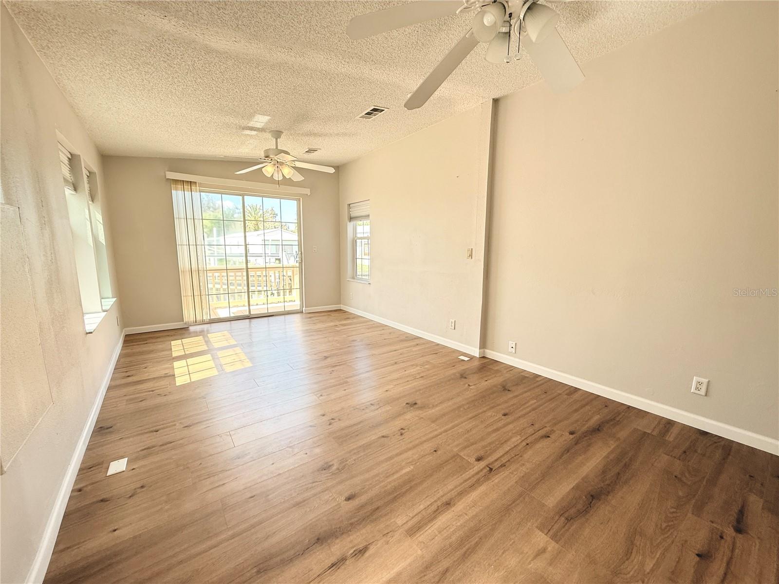 PELICAN HARBOR MOB HOME ESTATES - Residential