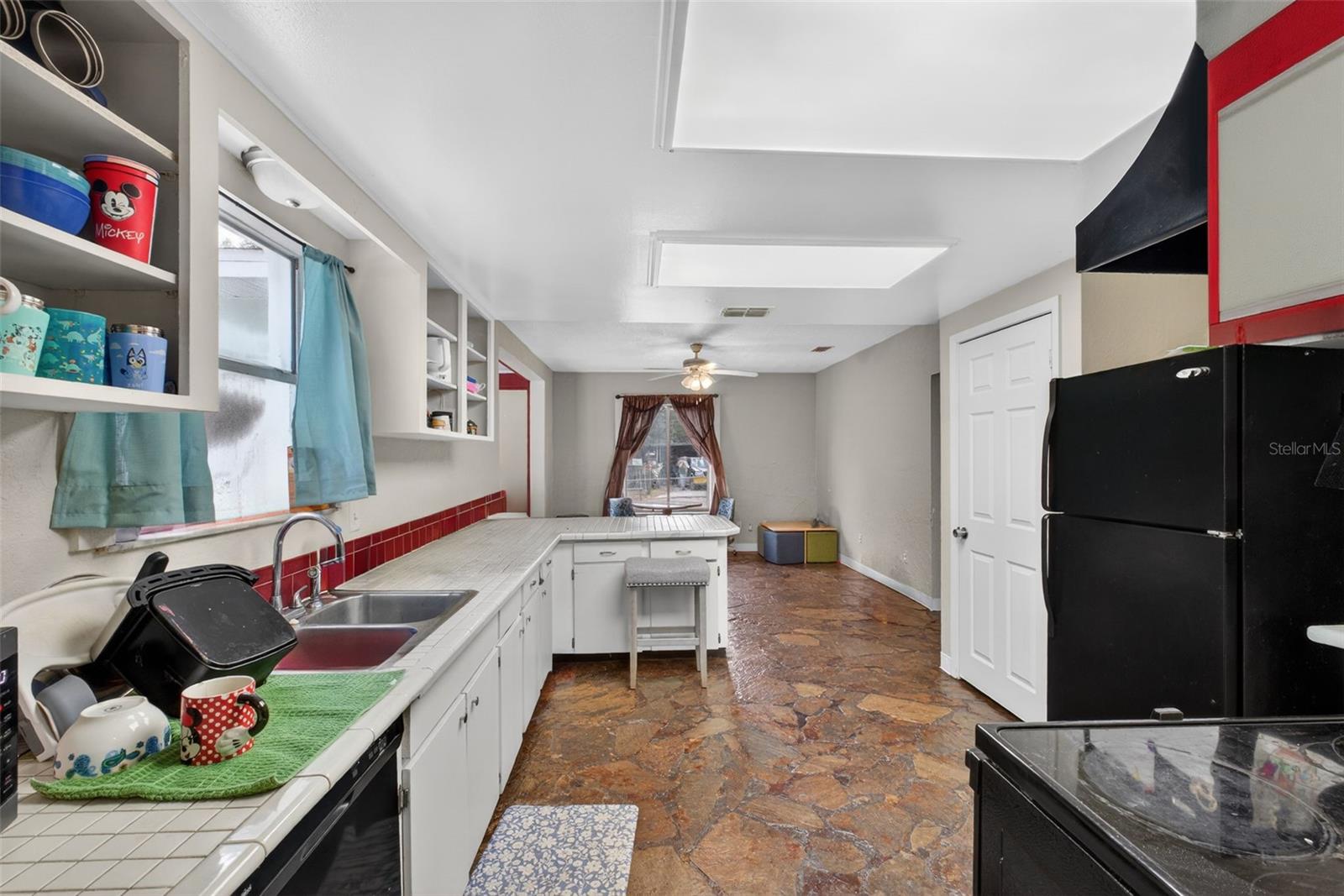 ZEPHYRHILLS COLONY CO - Residential