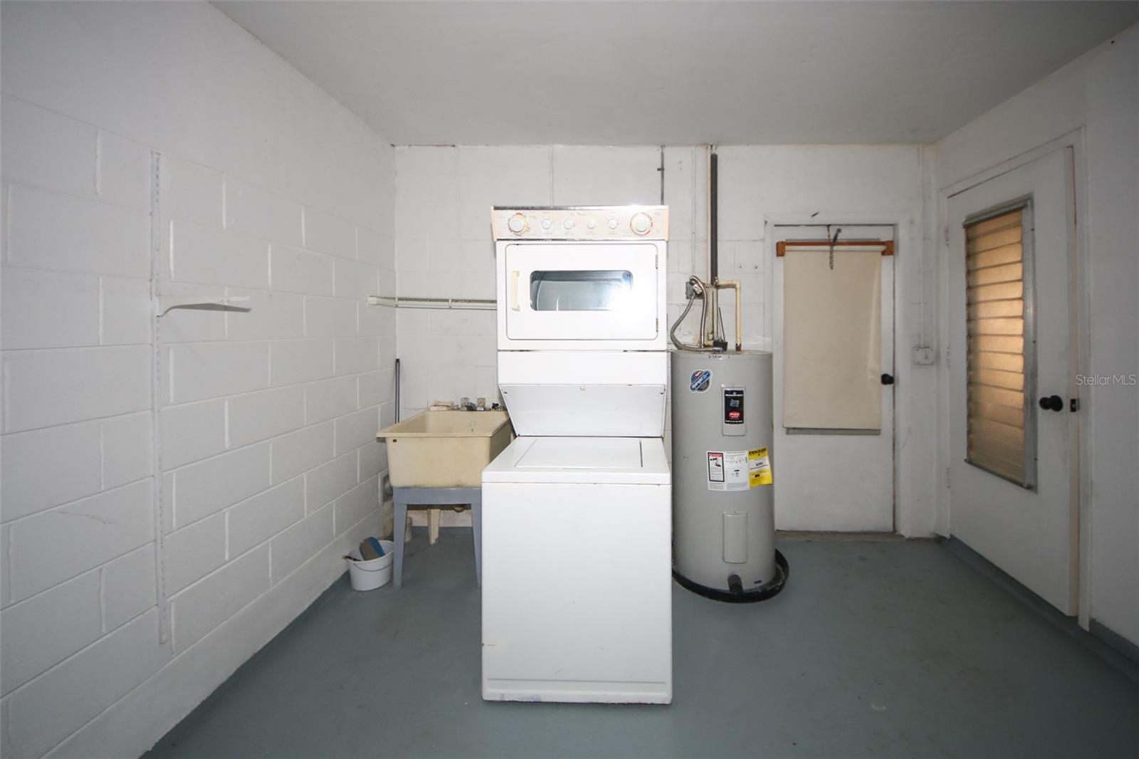 SEVEN SPGS HOMES - Residential