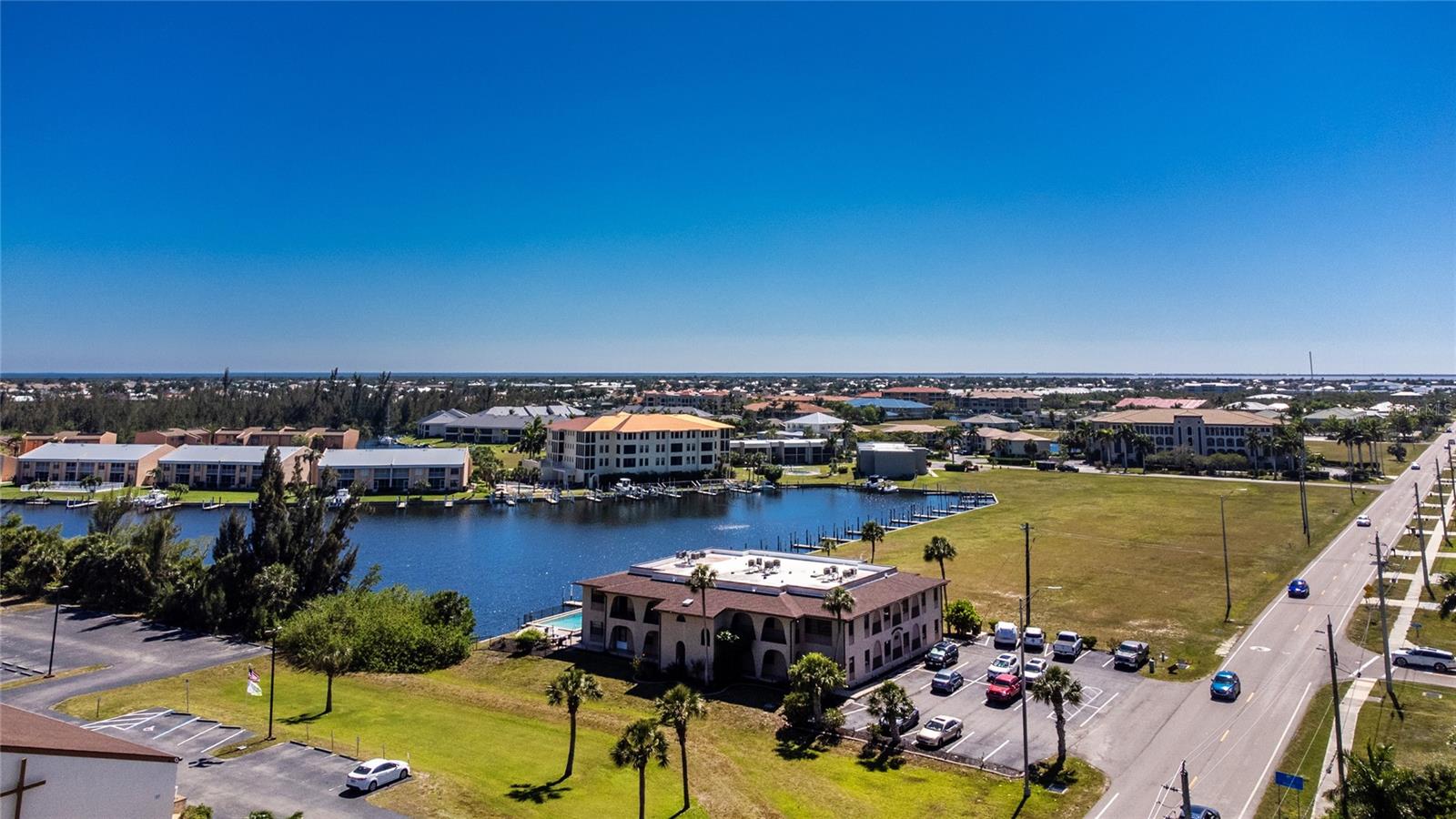 AQUI ESTATES UNIT 01 - Residential