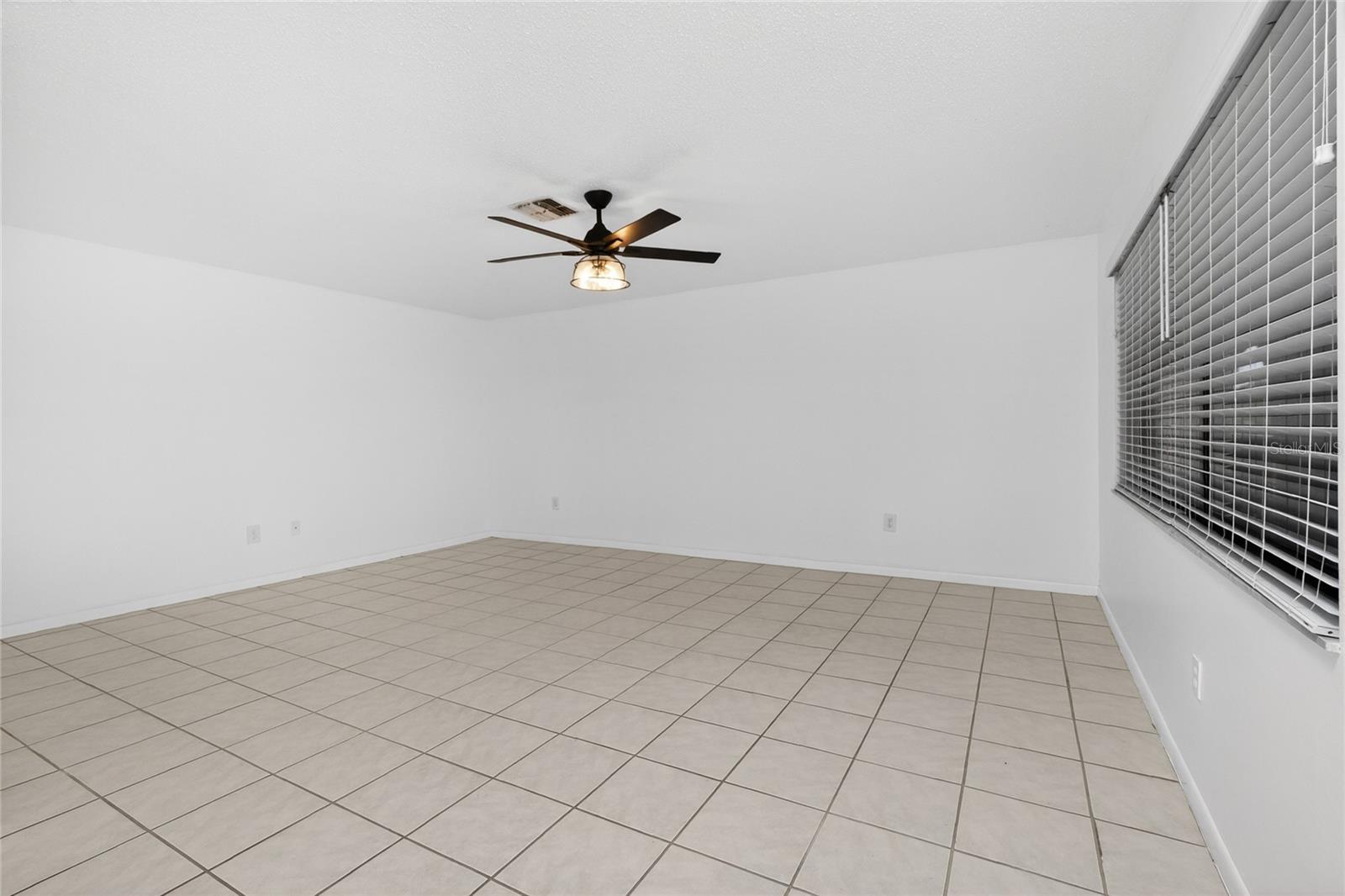 AQUI ESTATES UNIT 01 - Residential