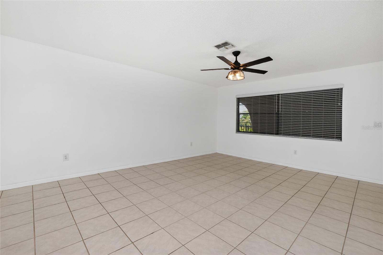 AQUI ESTATES UNIT 01 - Residential