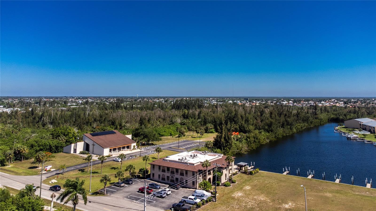 AQUI ESTATES UNIT 01 - Residential