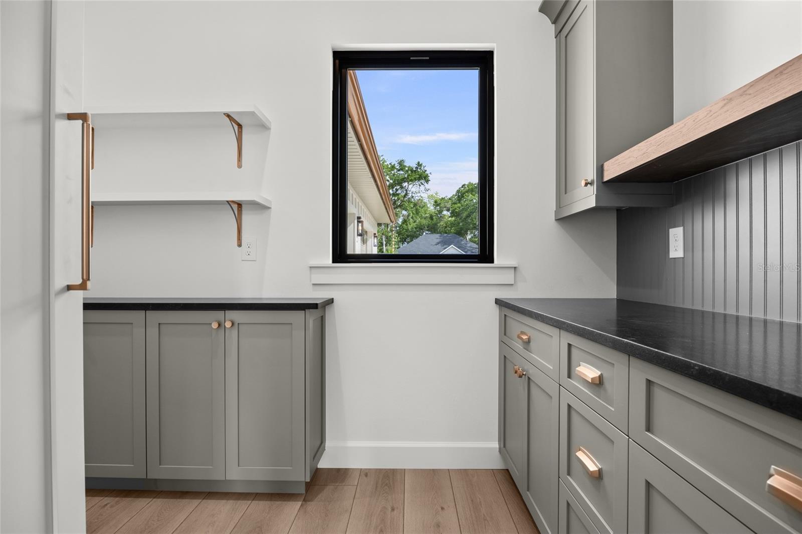 STARLAKE ESTATES - Residential