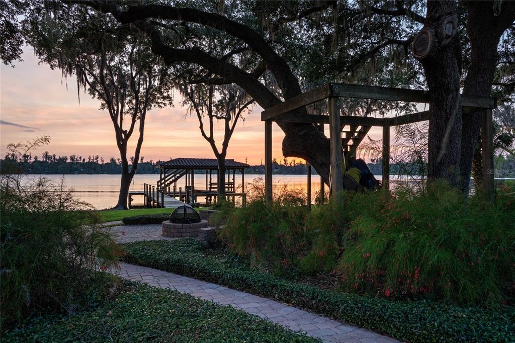 ESTATES AT LAKE SUSAN - Residential