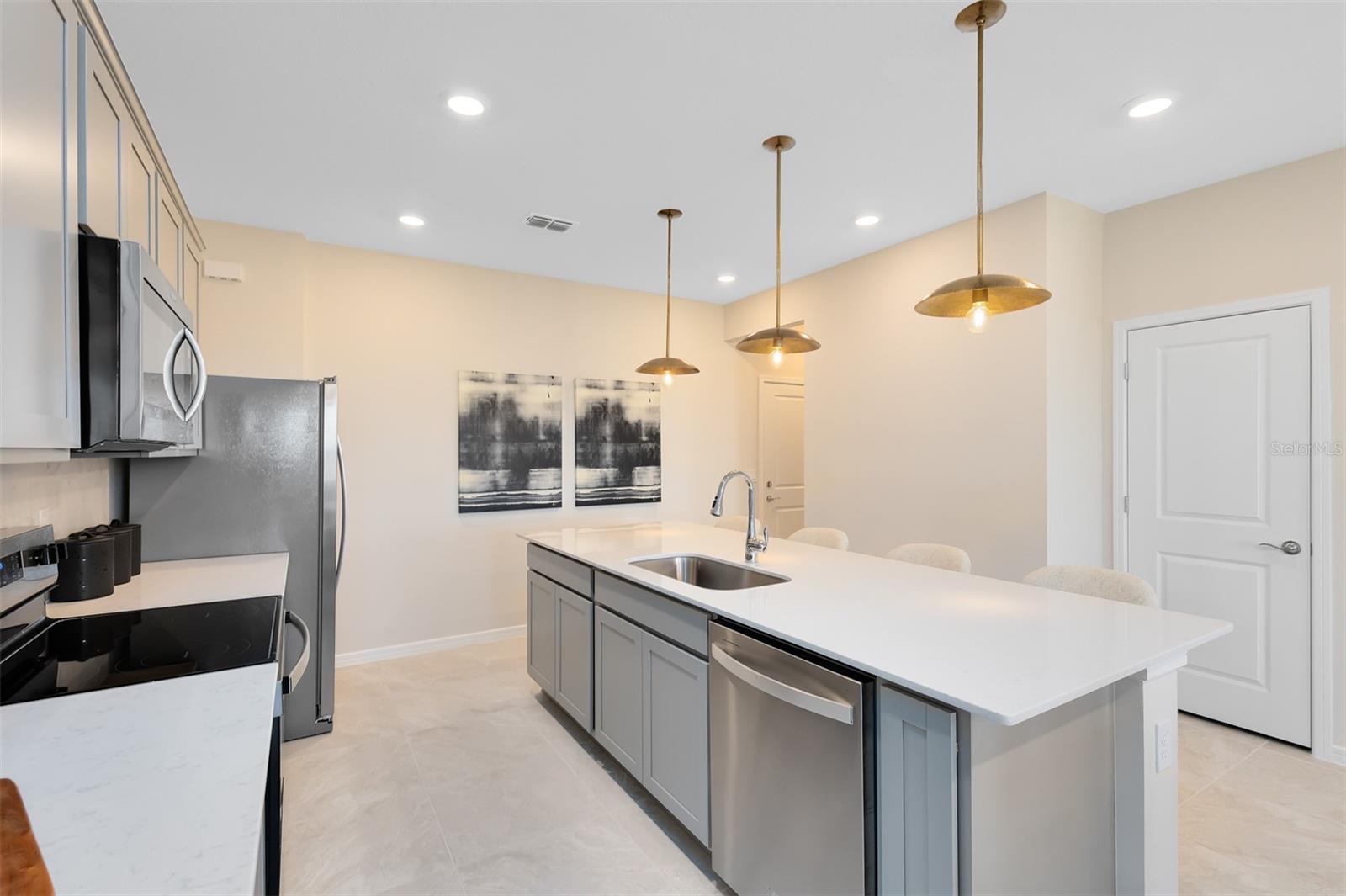 THE COVE AT NONA SOUND - Residential