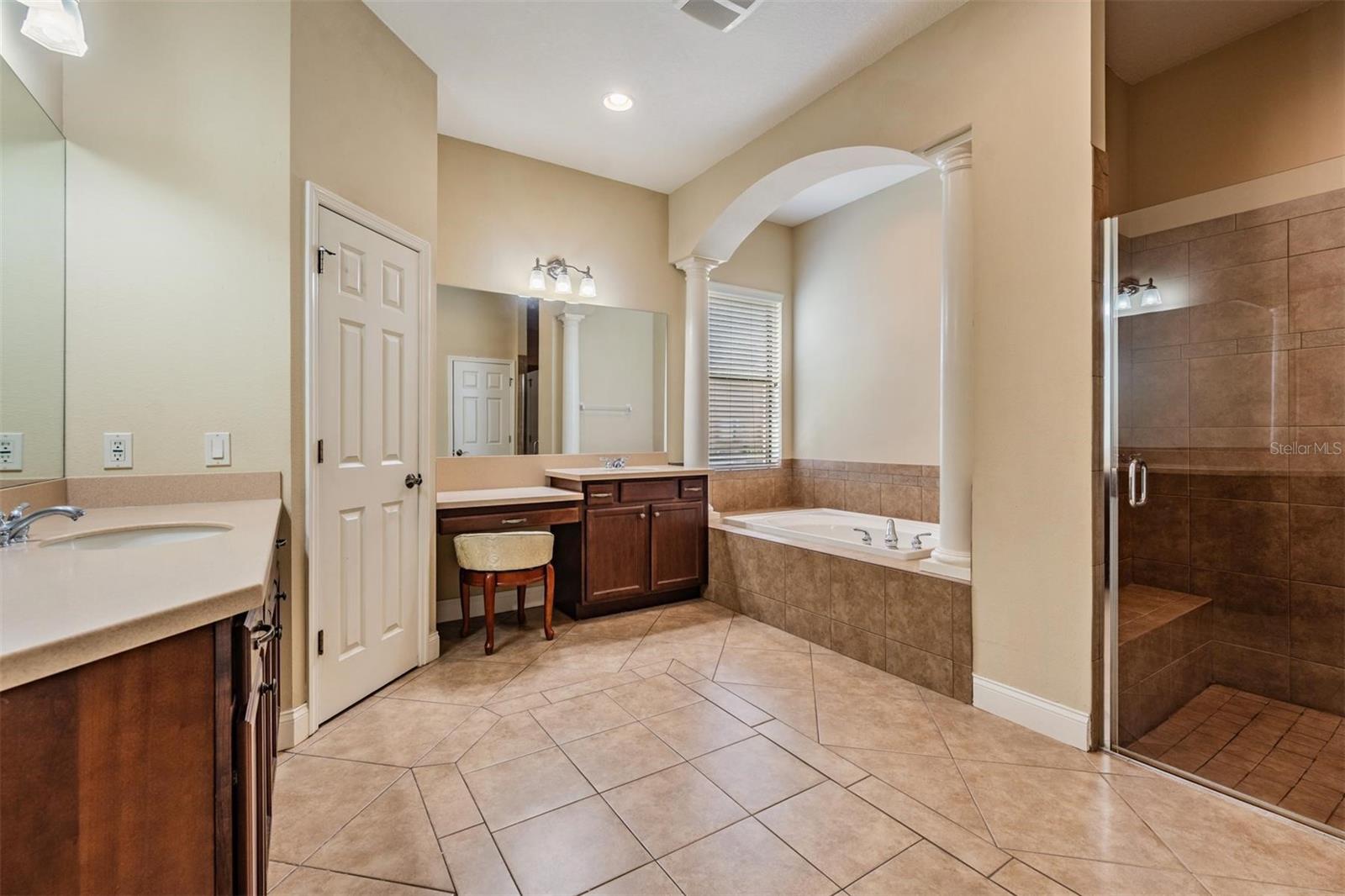 NINE EAGLES UNIT ONE SEC I - Residential