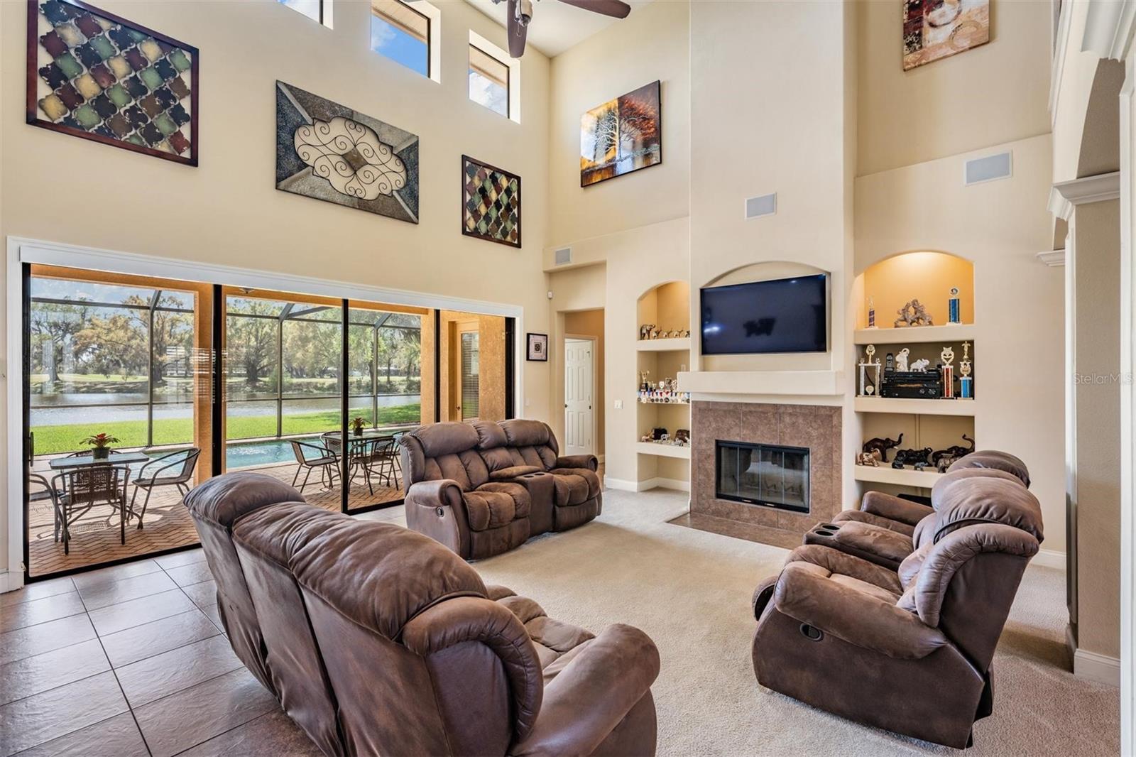 NINE EAGLES UNIT ONE SEC I - Residential